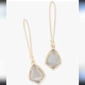 Kendra Scott Signature Carinne Gold Plated
Slate Cats Eye Earrings